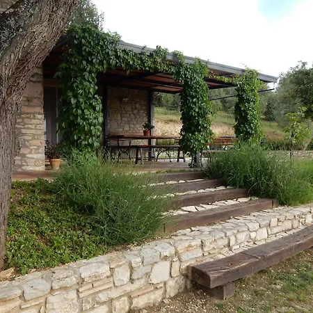 Casa Vacanze Le Salce Tatil Evi *